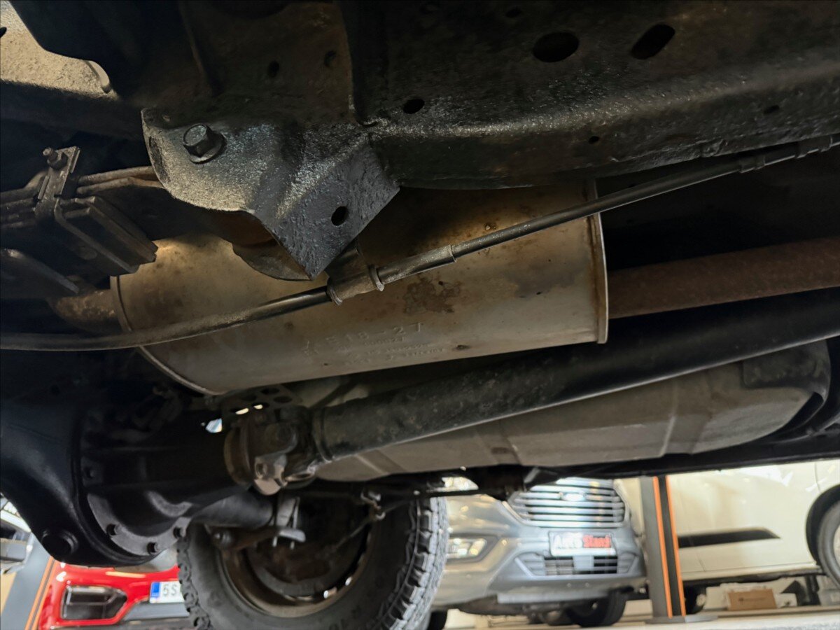 Mitsubishi L200 Pick-up 2,5 l 100 kw