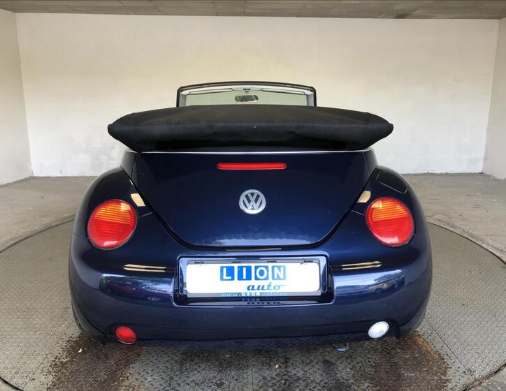 Volkswagen New Beetle 14