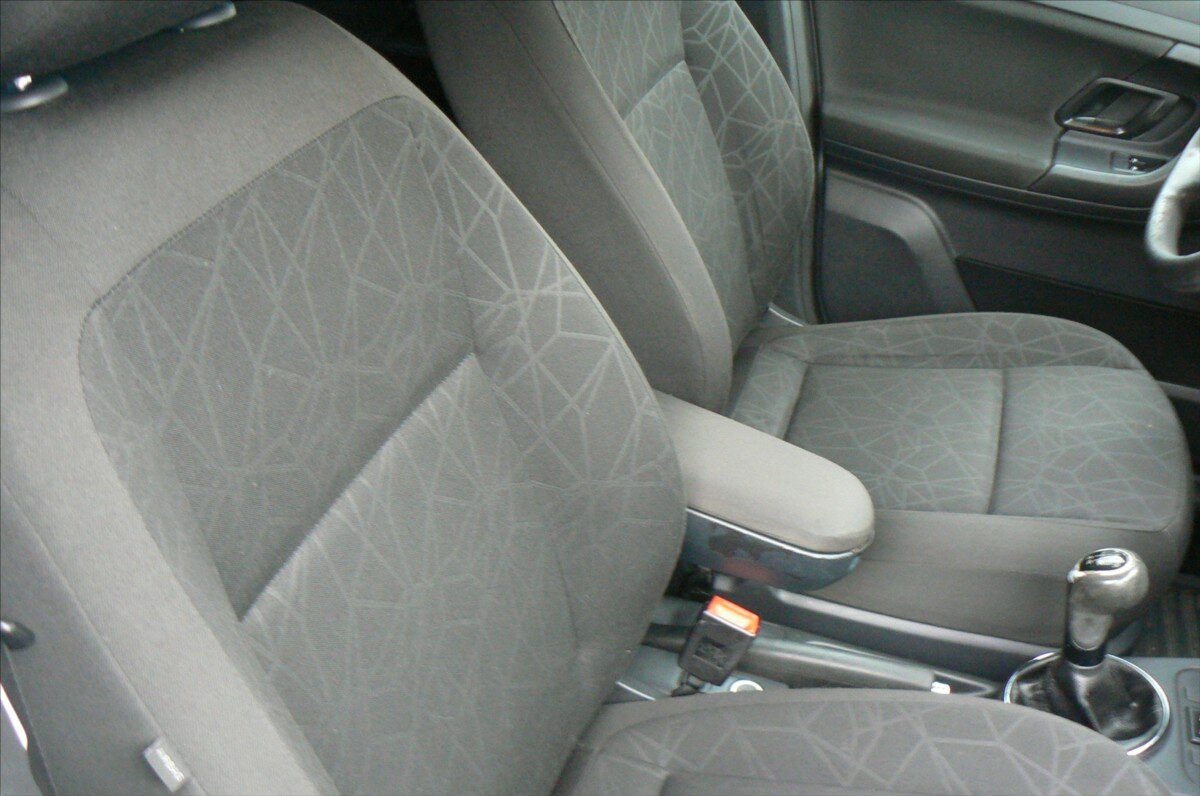 Škoda Roomster MPV 1,6 l 66 kw