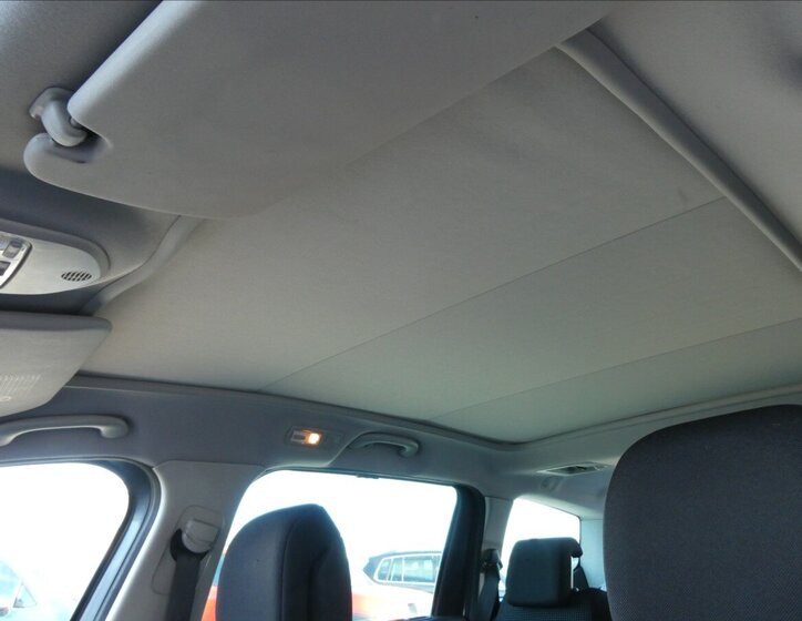 Peugeot 5008 MPV 1,6 l 115 kw