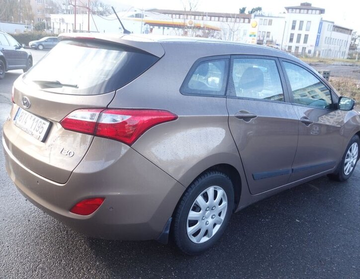 Hyundai i30 10