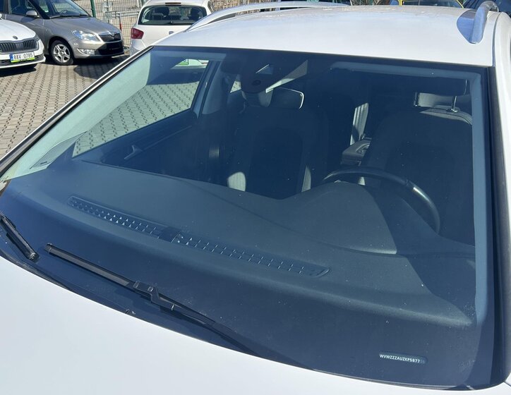 Volkswagen Golf Kombi 2,0 l 110 kw