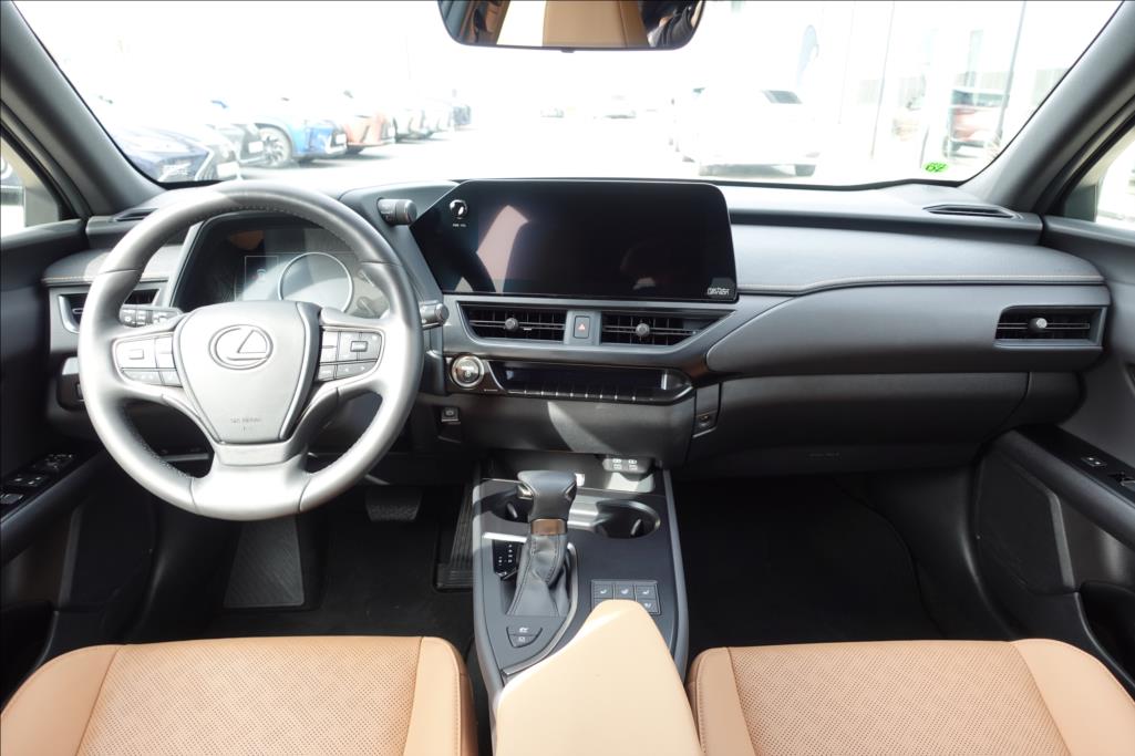 Lexus UX 250h