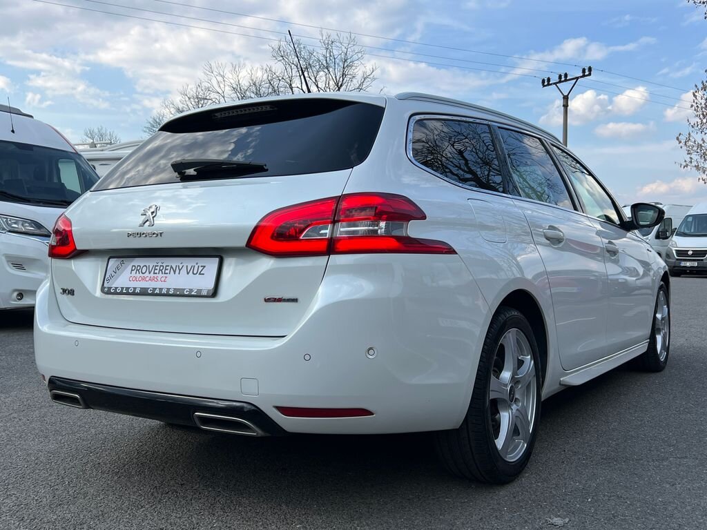 Peugeot 308 Kombi 1,2 l 96 kw