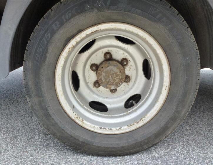 Mitsubishi Canter 38