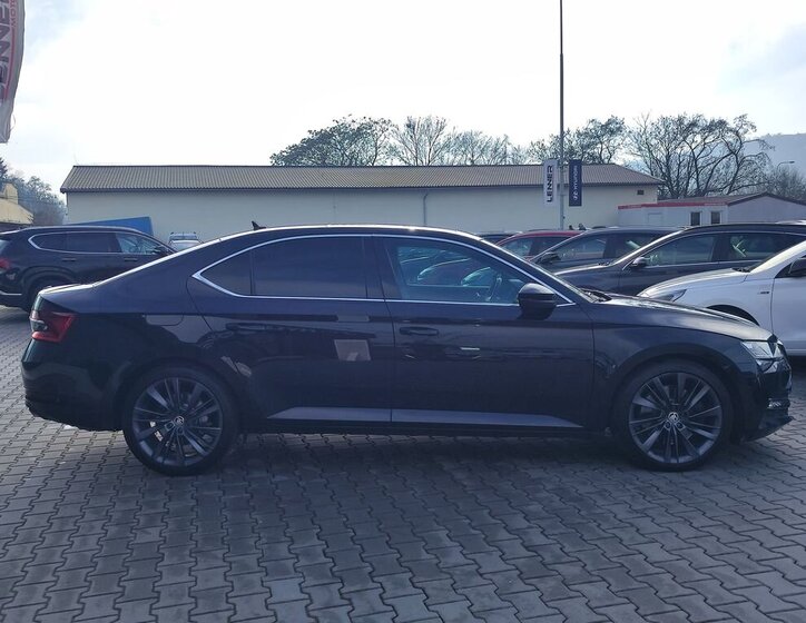 Škoda Superb Liftback 2,0 l 206 kw