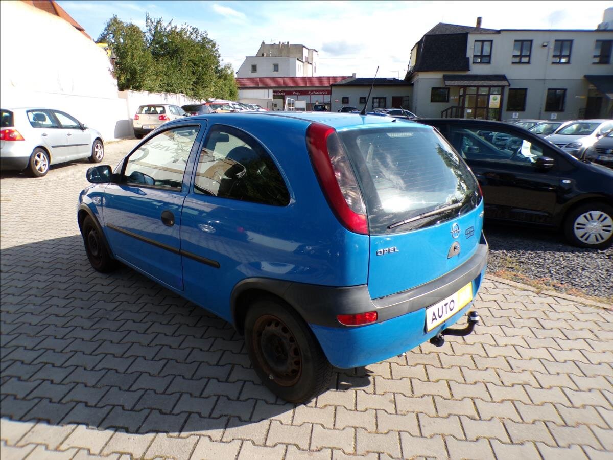 Opel Corsa Hatchback 973,0 43 kw