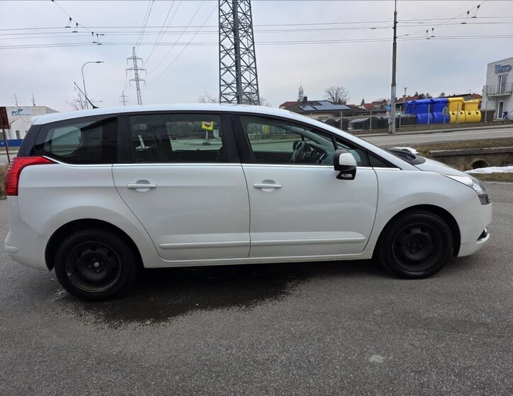 Peugeot 5008 Kombi 1,6 l 84 kw