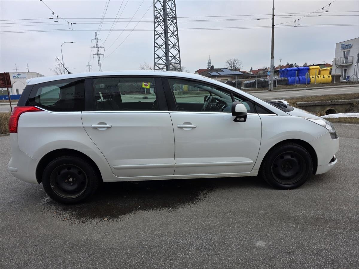 Peugeot 5008 Kombi 1,6 l 84 kw