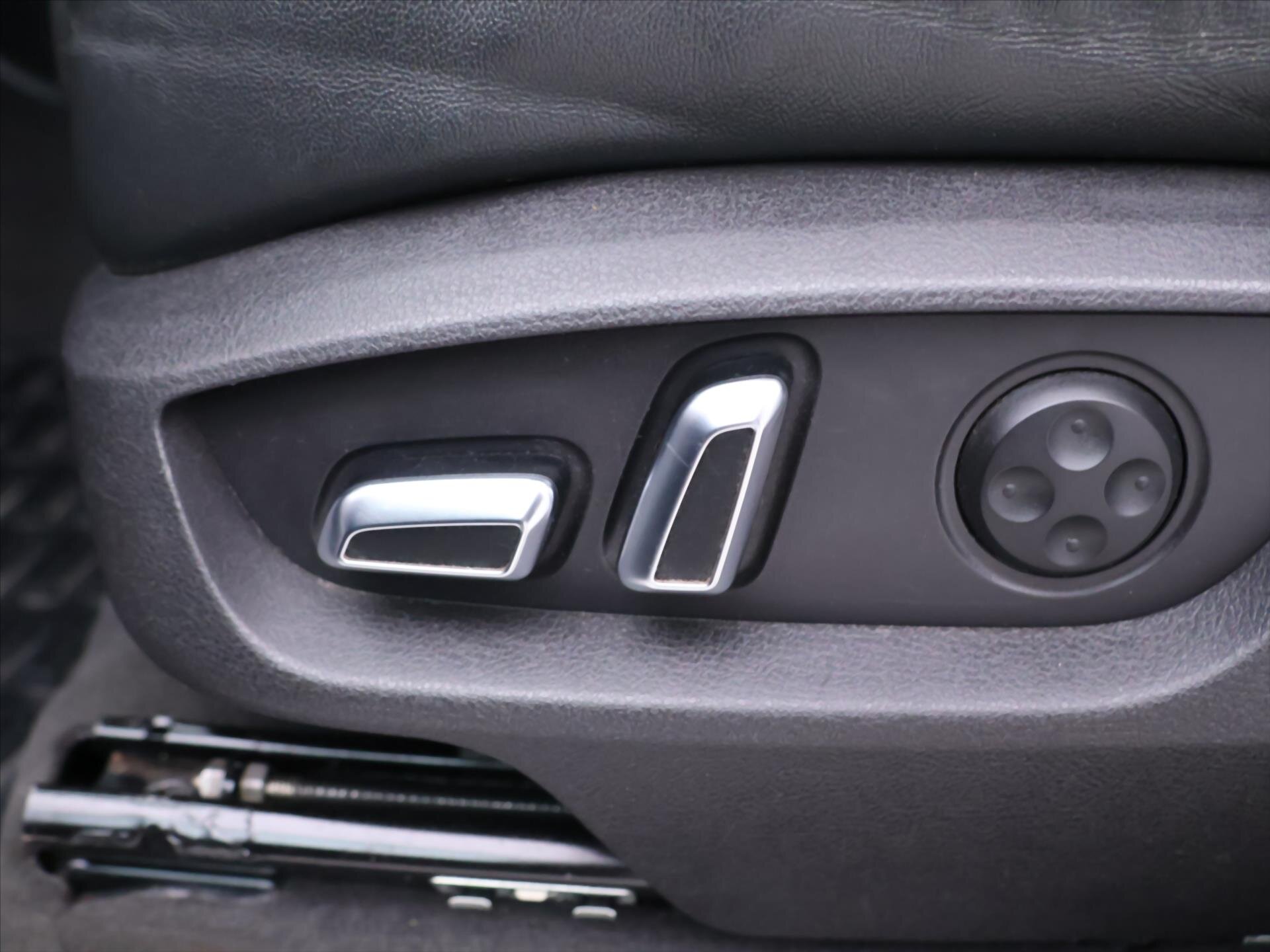 Audi Q7 SUV 3,0 l 176 kw