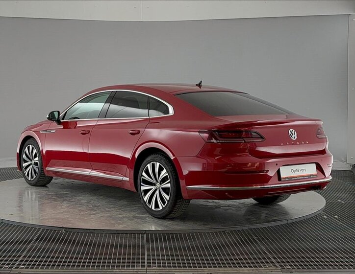 Volkswagen Arteon Liftback 2,0 l 110 kw
