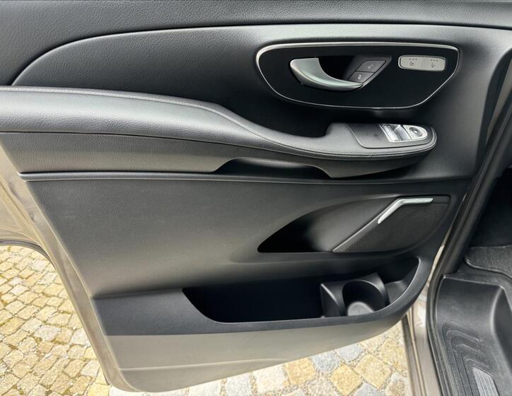 Mercedes-Benz Třídy V 4