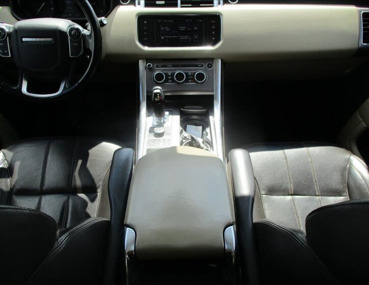 Land Rover Range Rover Sport SUV / Terénní 3,0 l 183 kw