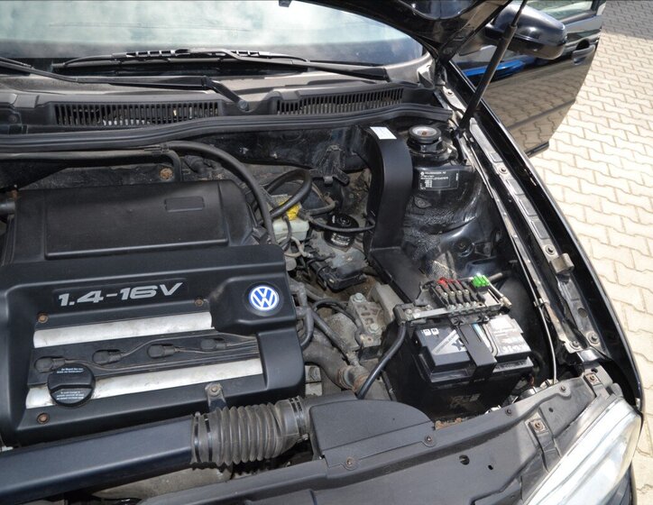 Volkswagen Golf Hatchback 1,4 l 55 kw