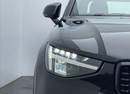Volvo XC40 SUV / Terénní 2,0 l 145 kw