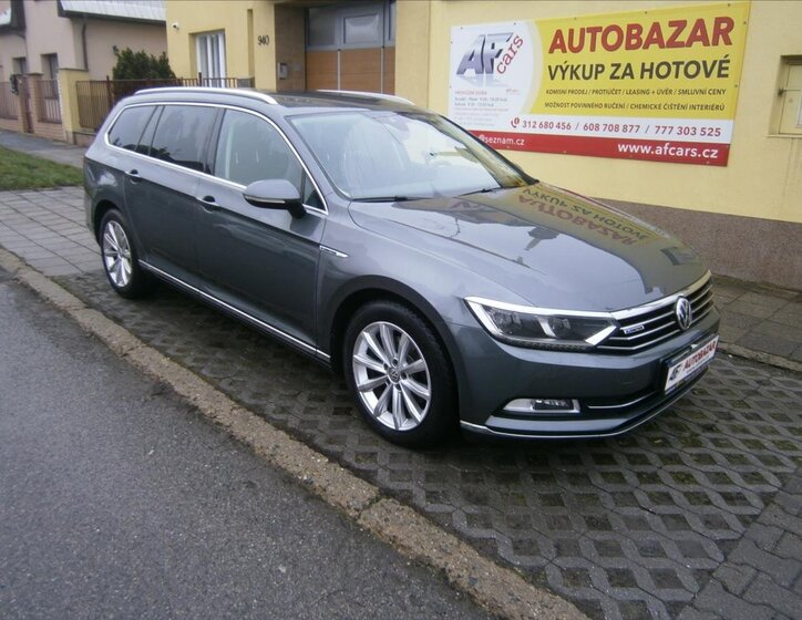 Volkswagen Passat 1