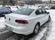 Volkswagen Passat Sedan 1,5 l 110 kw
