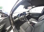 Toyota Yaris Cross CUV / Crossover 1,5 l 68 kw