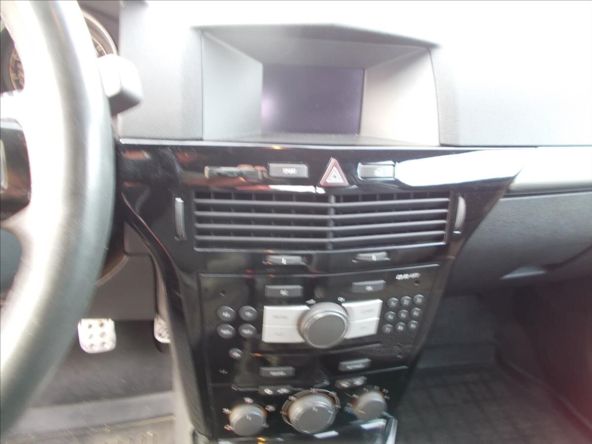 Opel Astra Kupé 1,6 l 132 kw