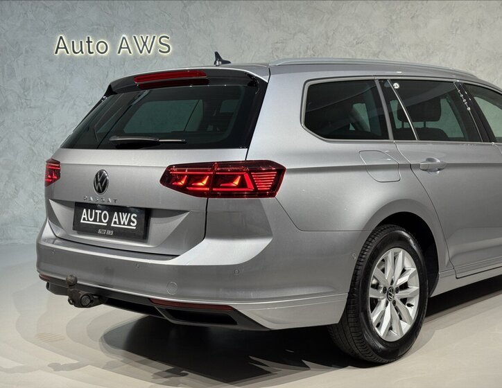 Volkswagen Passat 10