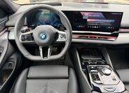 BMW Řada 5 Kombi 3,0 l 360 kw