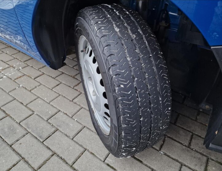 Fiat Dobló cargo Skříň 1,4 l 88 kw