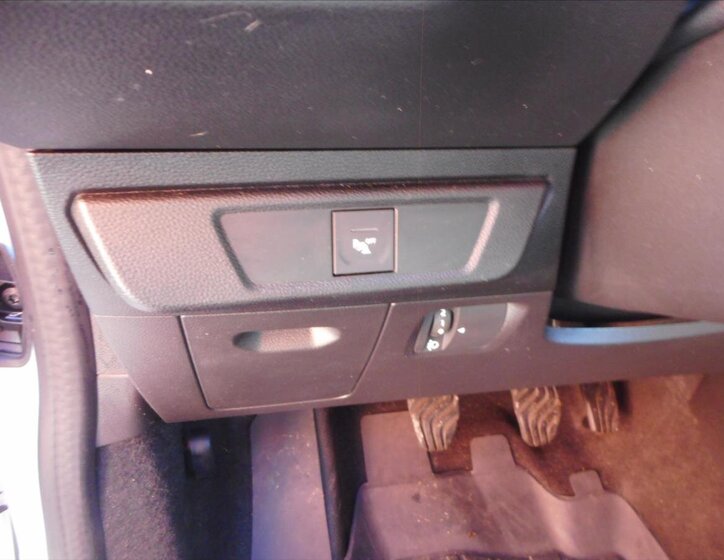 Dacia Jogger Kombi 999,0 81 kw