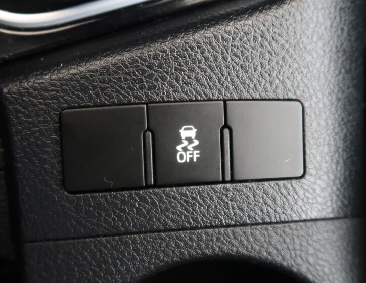 Toyota Auris Kombi 1,6 l 97 kw