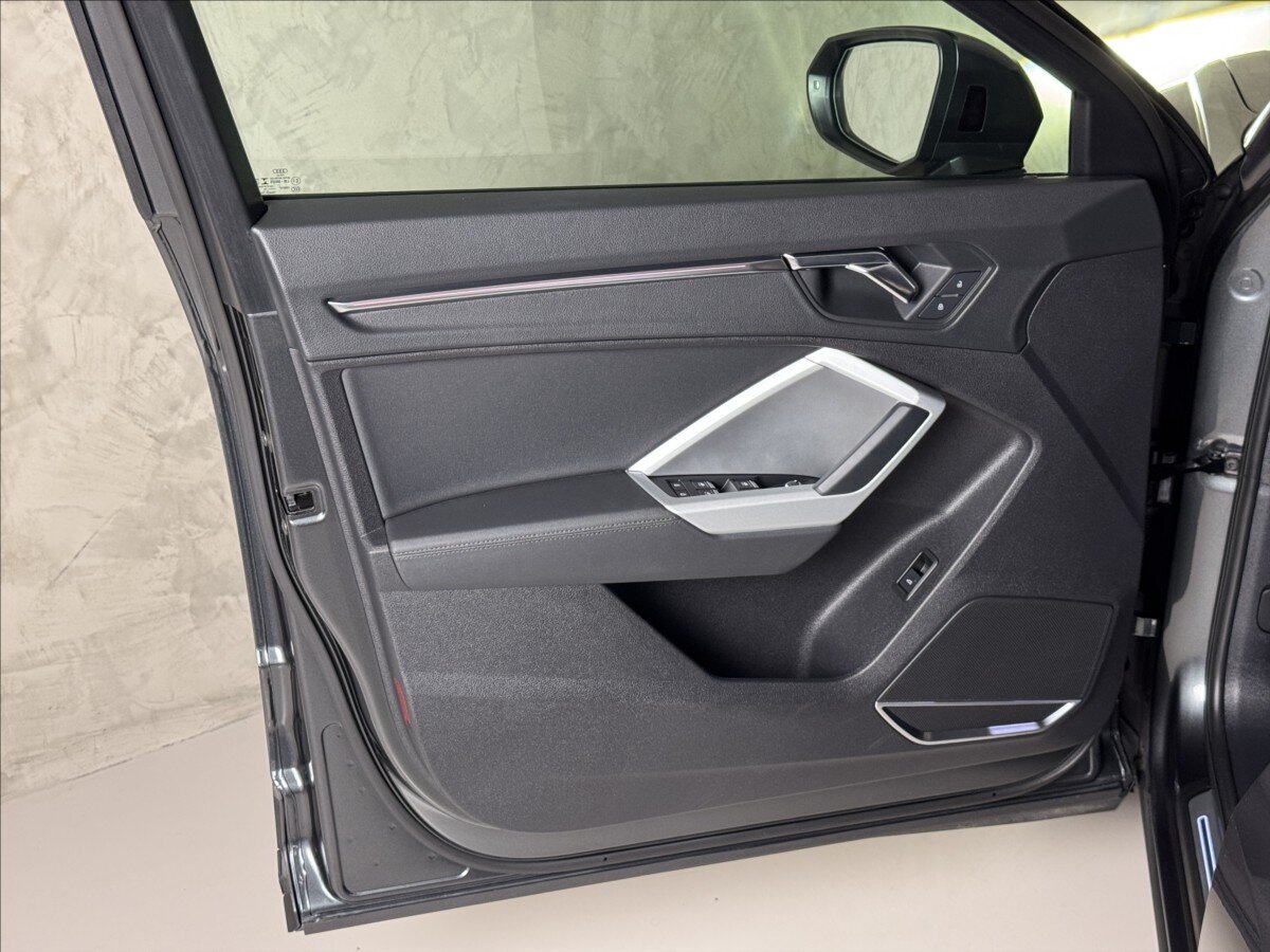 Audi Q3 SUV / Terénní 2,0 l 140 kw