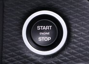 Land Rover Range Rover Velar SUV / Terénní 2,0 l 150 kw