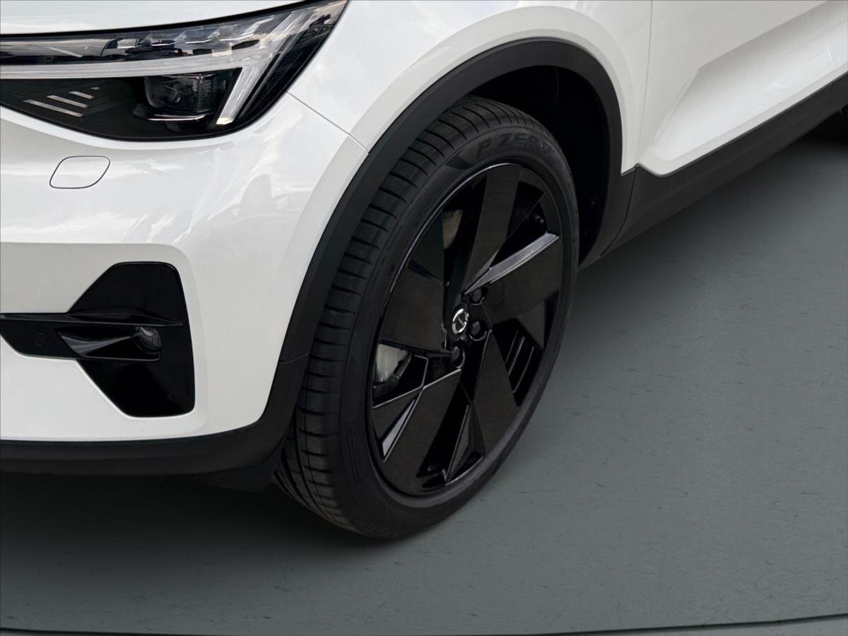 Volvo EC40 CUV 0,0 185 kw