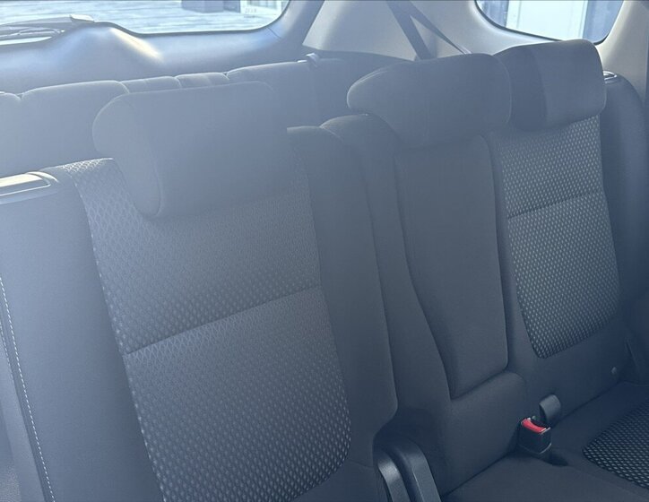 Mitsubishi Outlander SUV / Terénní 2,3 l 110 kw