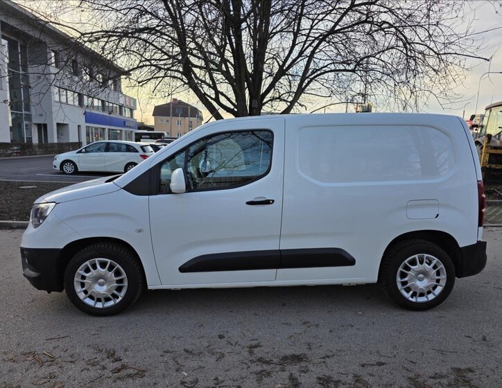 Opel Combo Skříň 1,5 l 75 kw