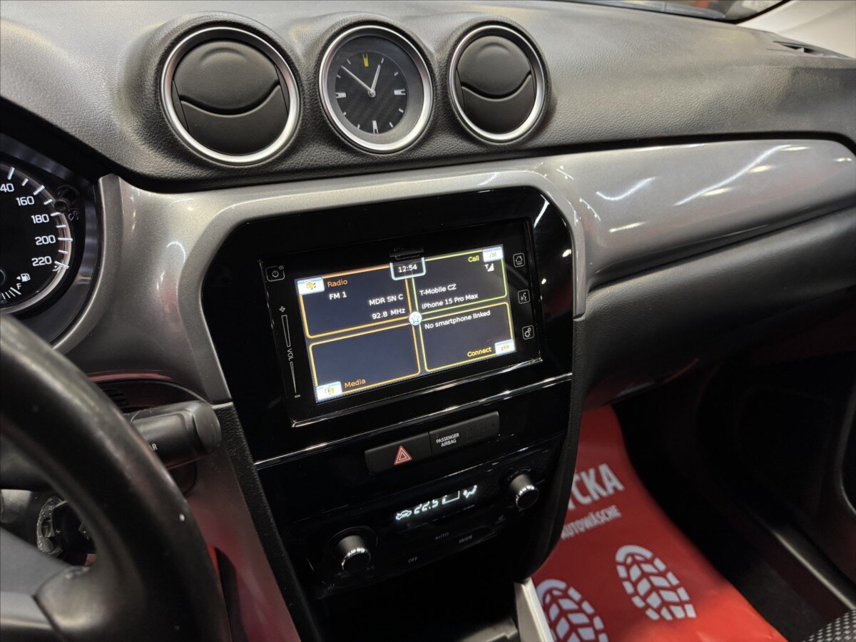 Suzuki Vitara SUV / Terénní 1,6 l 88 kw