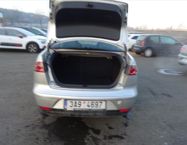 Seat Cordoba Sedan 1,4 l 55 kw