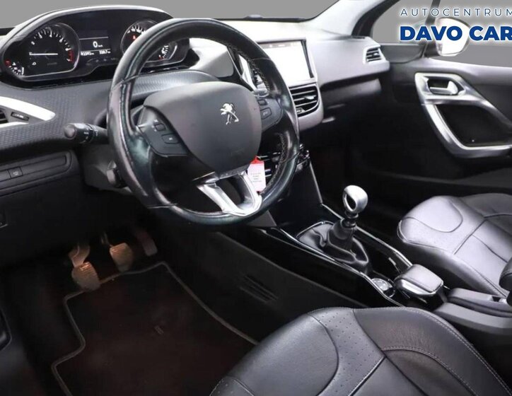 Peugeot 2008 SUV / Terénní 1,2 l 96 kw