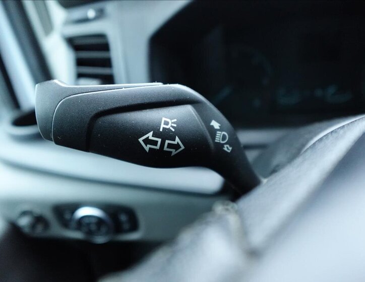 Ford Transit Valník 2,0 l 96 kw