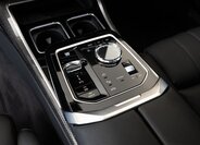 BMW Řada 7 Sedan / Limuzína 3,0 l 220 kw