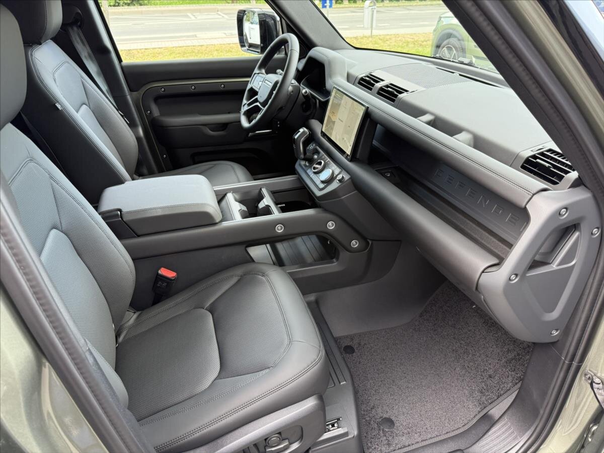 Land Rover Defender SUV 3,0 l 184 kw