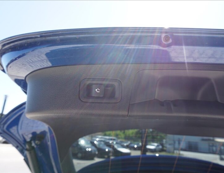 Mercedes-Benz GLA SUV 1,3 l 120 kw