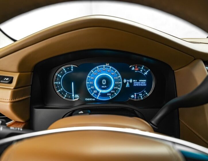 Cadillac Escalade SUV / Terénní 6,2 l 313 kw