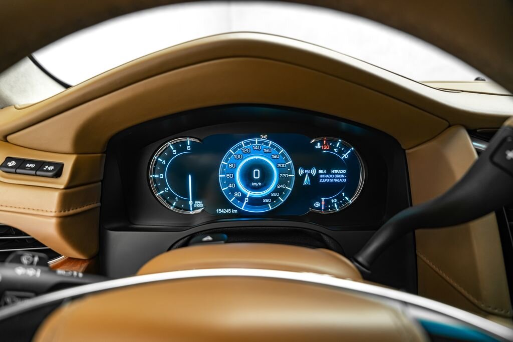 Cadillac Escalade SUV / Terénní 6,2 l 313 kw