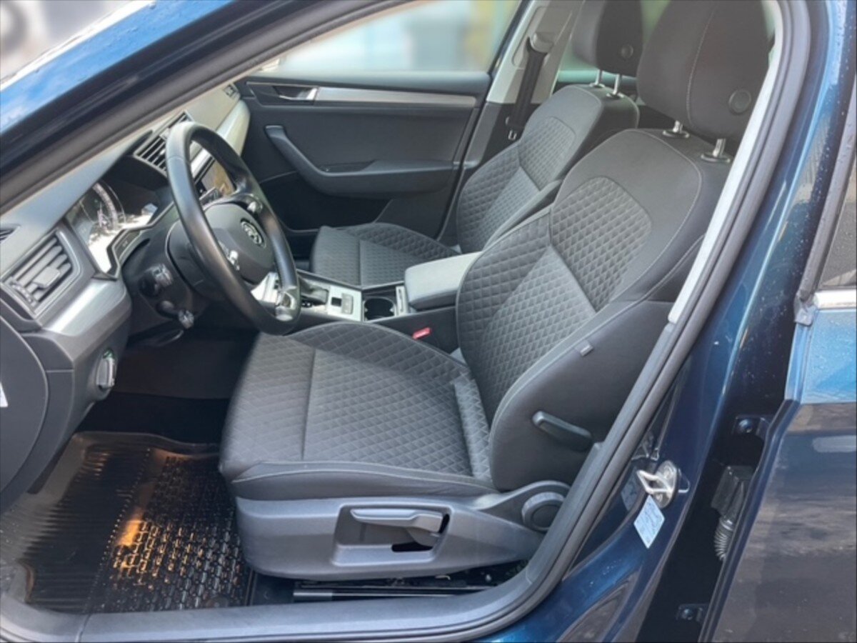 Škoda Superb Liftback 2,0 l 110 kw