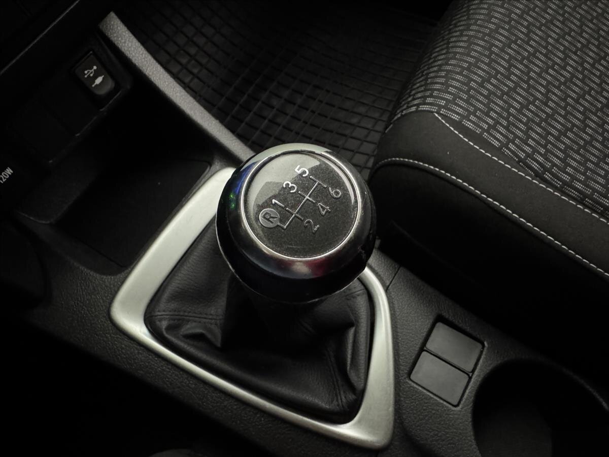 Toyota Auris Kombi 1,4 l 66 kw