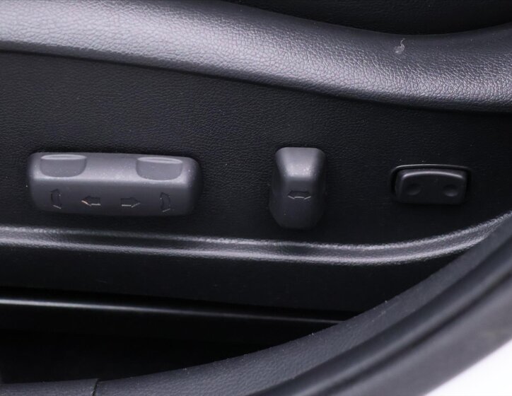 Hyundai i30 Kombi 1,6 l 99 kw