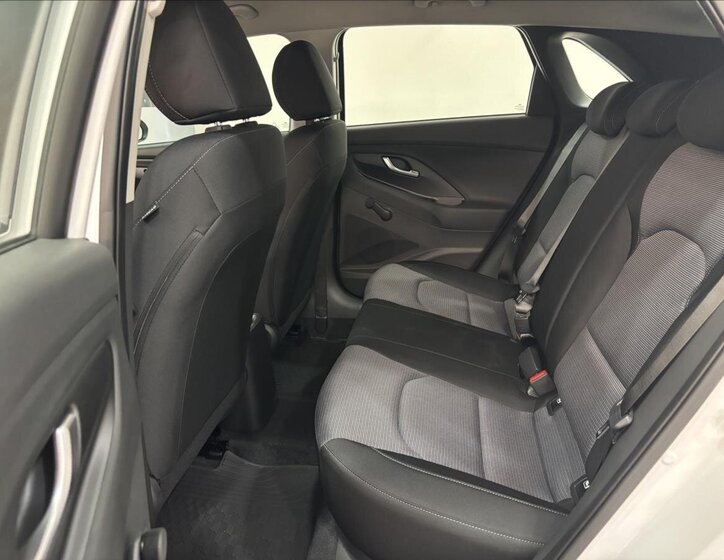 Hyundai i30 Hatchback 1,5 l 70 kw