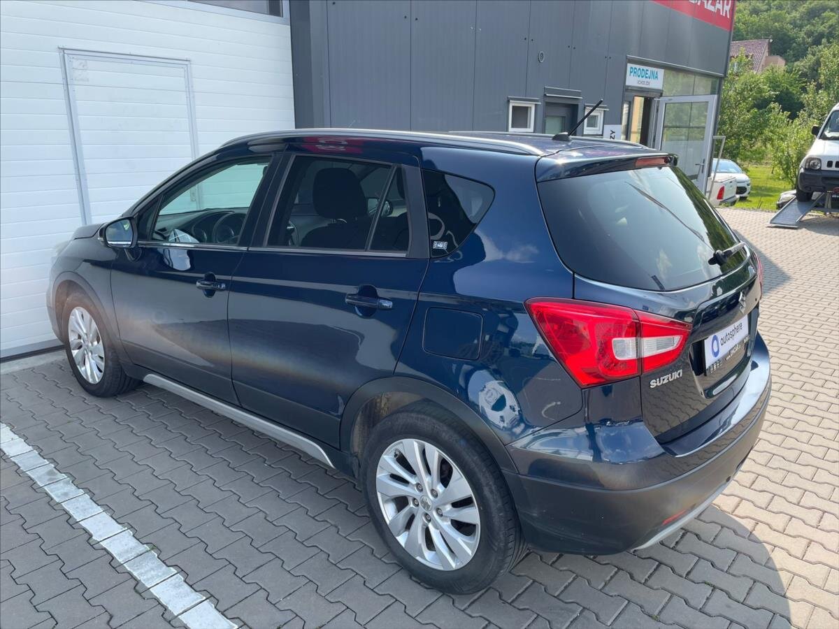 Suzuki SX4 S-Cross SUV 998,0 82 kw