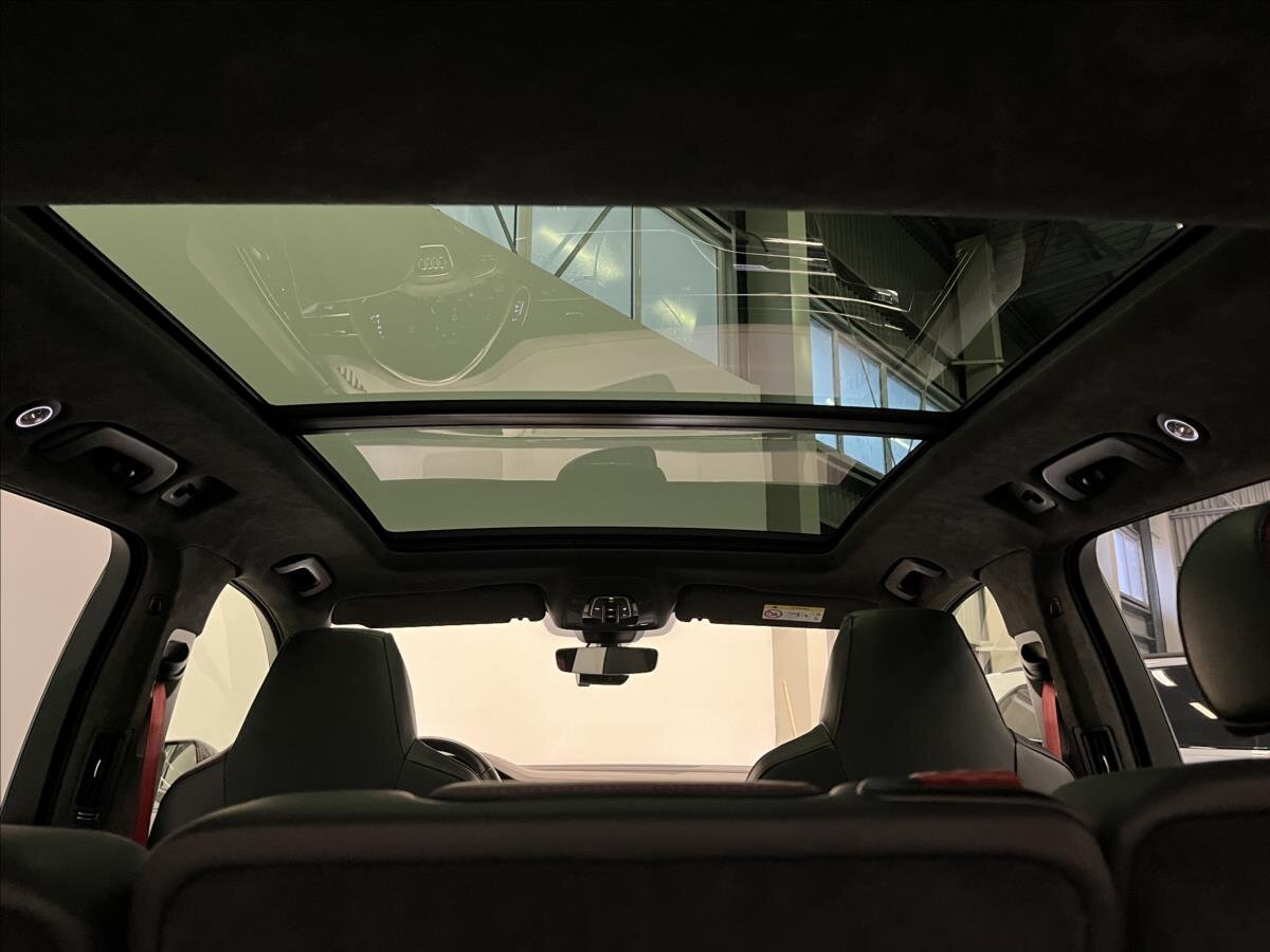 Audi SQ7 Kombi 4,0 l 320 kw