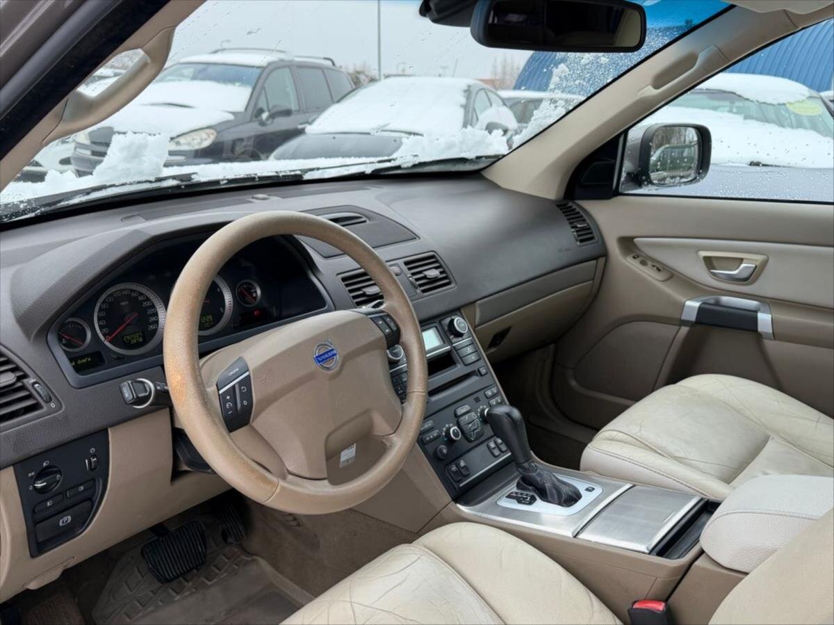 Volvo XC90 Kombi 2,4 l 147 kw