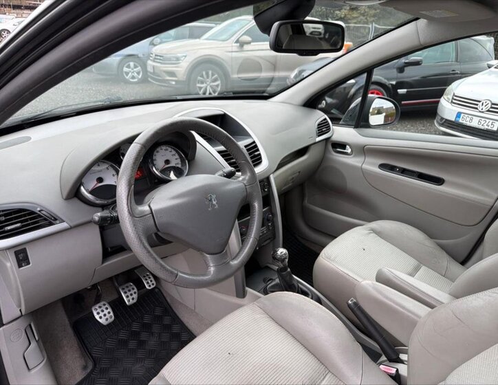 Peugeot 207 Hatchback 1,6 l 110 kw